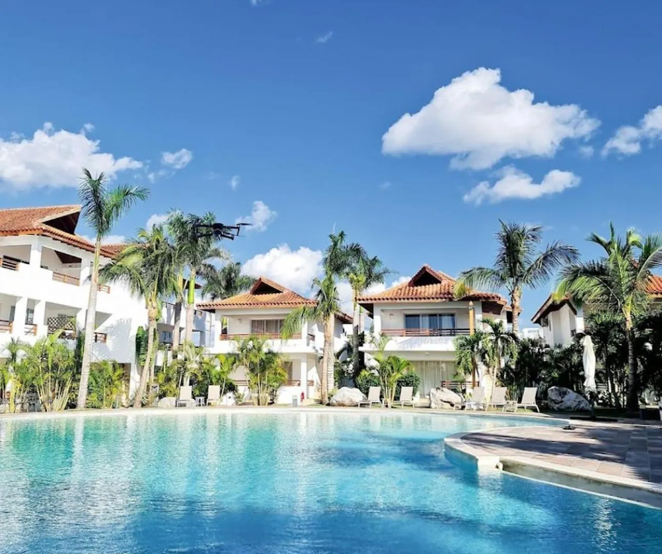 Residencial Paraiso Bayahibe contacts